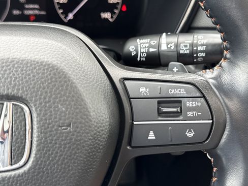 Used 2025 Honda CR-V Sport-L image 23