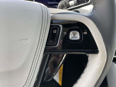 New 2026 Lincoln Aviator 2WD image 22