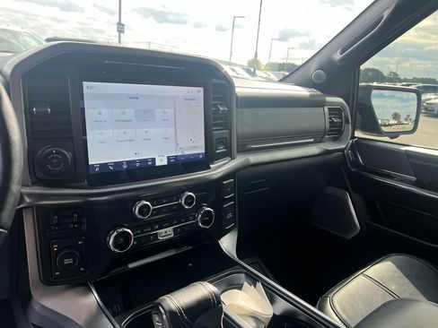 Certified 2022 Ford F150 Platinum w/ Equipment Group 701A High image 11