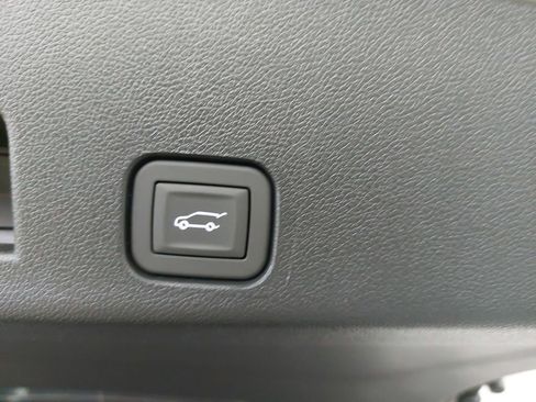 New 2026 GMC Acadia AT4 w/ Super Cruise Package AWD/4WD image 13