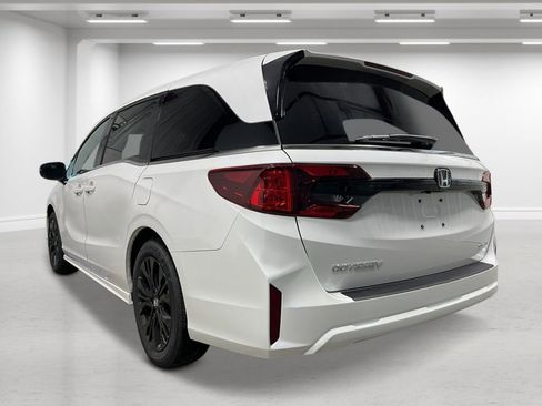 New 2026 Honda Odyssey Sport-L image 3