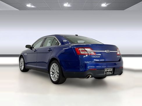 Used 2013 Ford Taurus Limited FWD image 3