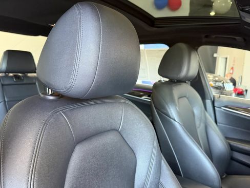 Used 2020 BMW 530i w/ Premium Package RWD image 23