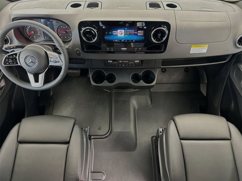 Used 2024 Mercedes-Benz Sprinter 144 Cargo image 14