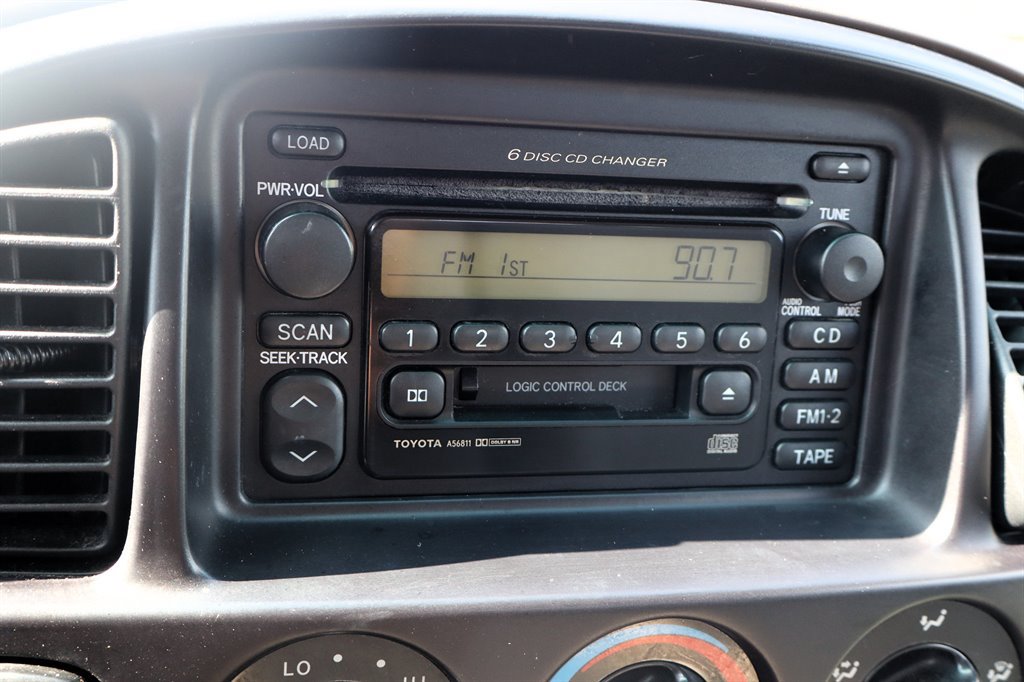 Used 2000 Toyota Tundra Limited RWD image 22