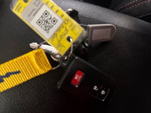 Used 2019 Toyota Tacoma TRD Pro AWD/4WD image 31