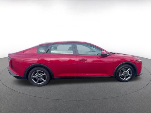 Used 2025 Kia K4 LXS image 16