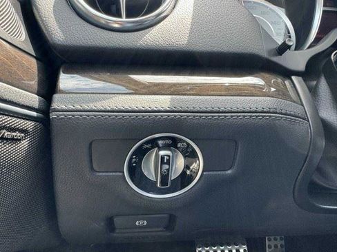 Used 2016 Mercedes-Benz SL 400 image 25