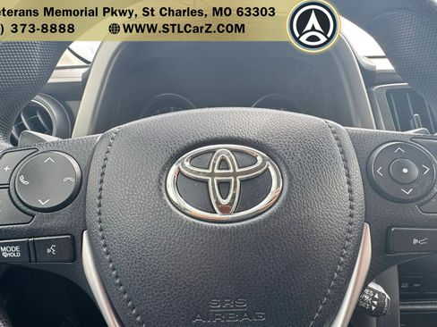 Used 2018 Toyota RAV4 LE w/ All Weather Liner Package FWD image 12