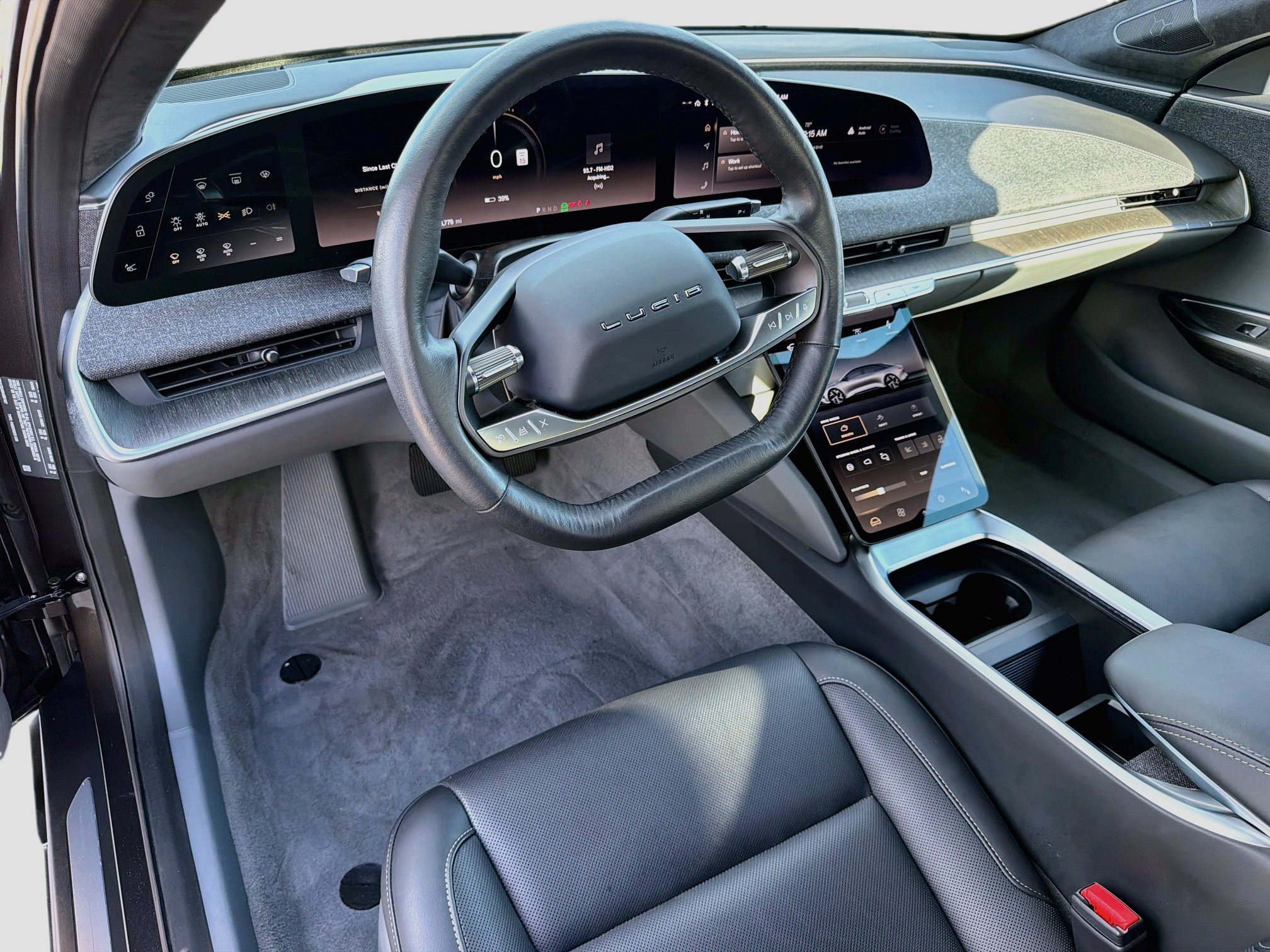 Used 2024 Lucid Air Touring AWD/4WD image 25