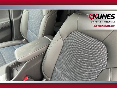 New 2026 Buick Envista Sport Touring w/ Convenience I Package FWD image 21