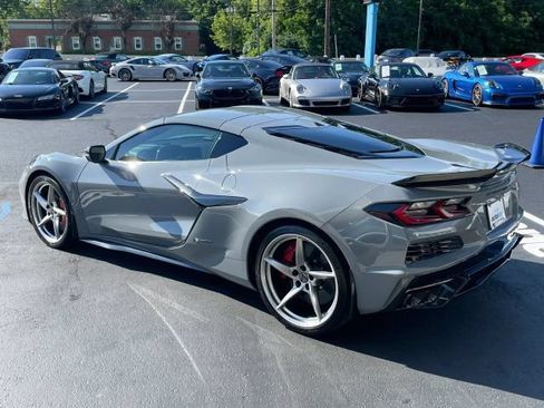 Used 2025 Chevrolet Corvette E-Ray AWD/4WD image 10
