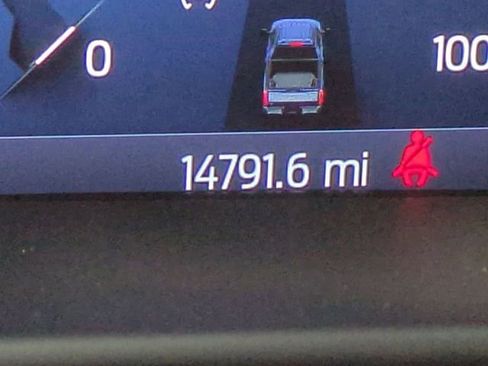 Used 2024 Ford F250 Platinum w/ FX4 Off-Road Package image 28