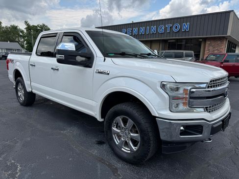 Used 2018 Ford F150 Lariat w/ Equipment Group 502A Luxury AWD/4WD image 9