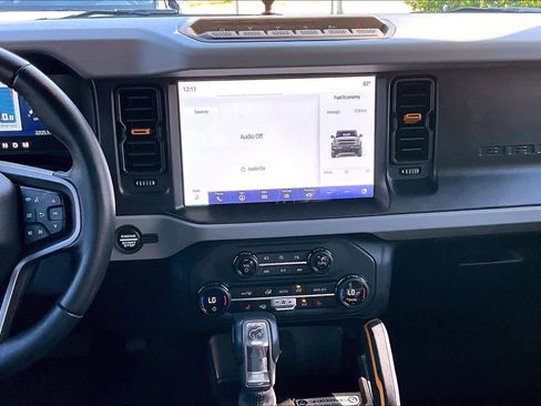 Used 2023 Ford Bronco Badlands w/ Sasquatch Package image 6