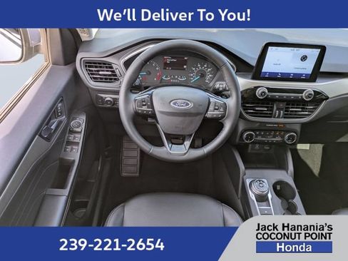 Used 2022 Ford Escape SEL FWD image 16