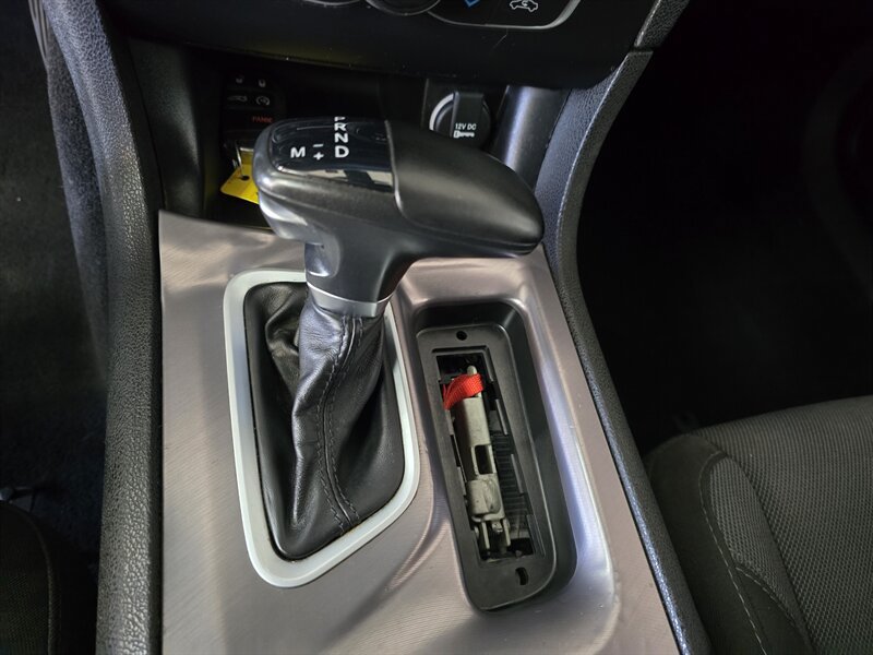 Used 2022 Dodge Charger SXT RWD image 21