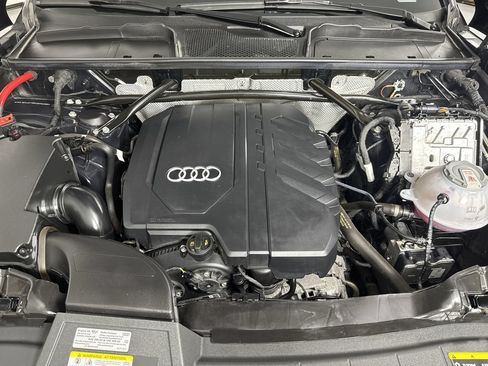 Used 2023 Audi Q5 2.0T Premium Plus w/ Premium Plus Package AWD/4WD image 30
