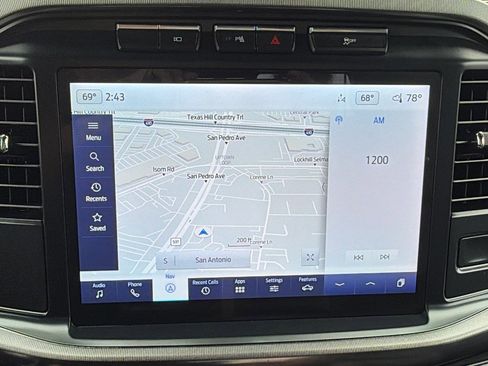 Used 2022 Ford F150 Platinum image 26