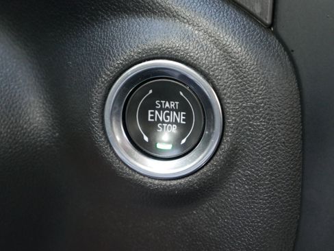 Used 2019 GMC Sierra 1500 AT4 w/ Off Road Performance Package image 9