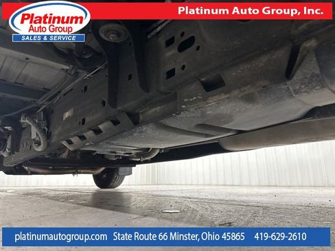 Used 2018 Chevrolet Express 3500 Work Van w/ Driver Convenience Package image 9