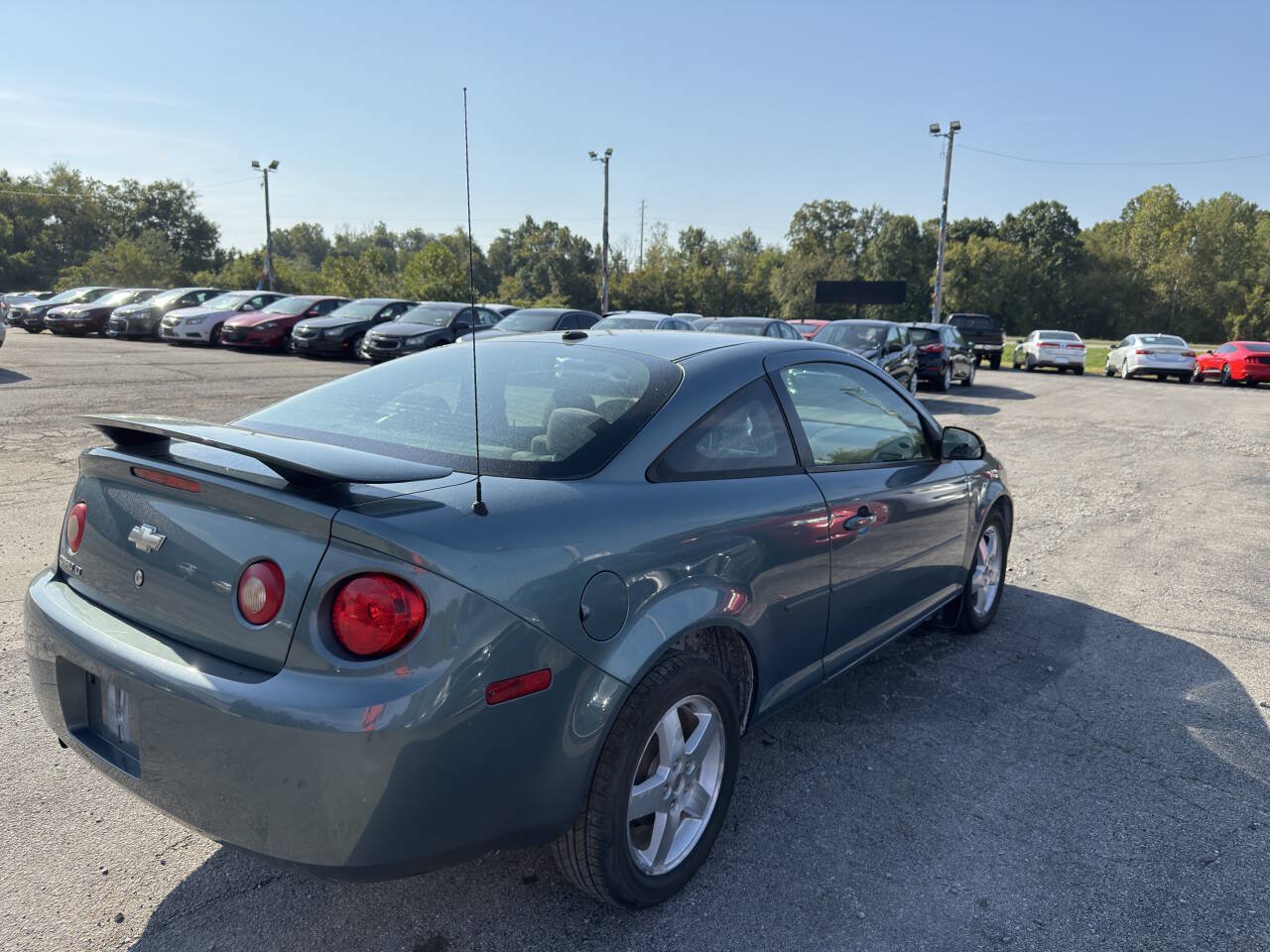 Used 2009 Chevrolet Cobalt LT w/ My Link Package FWD image 3
