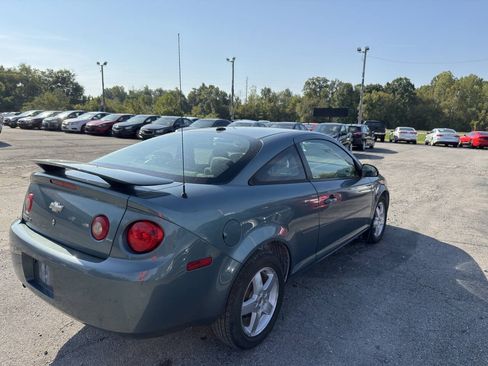 Used 2009 Chevrolet Cobalt LT w/ My Link Package FWD image 3