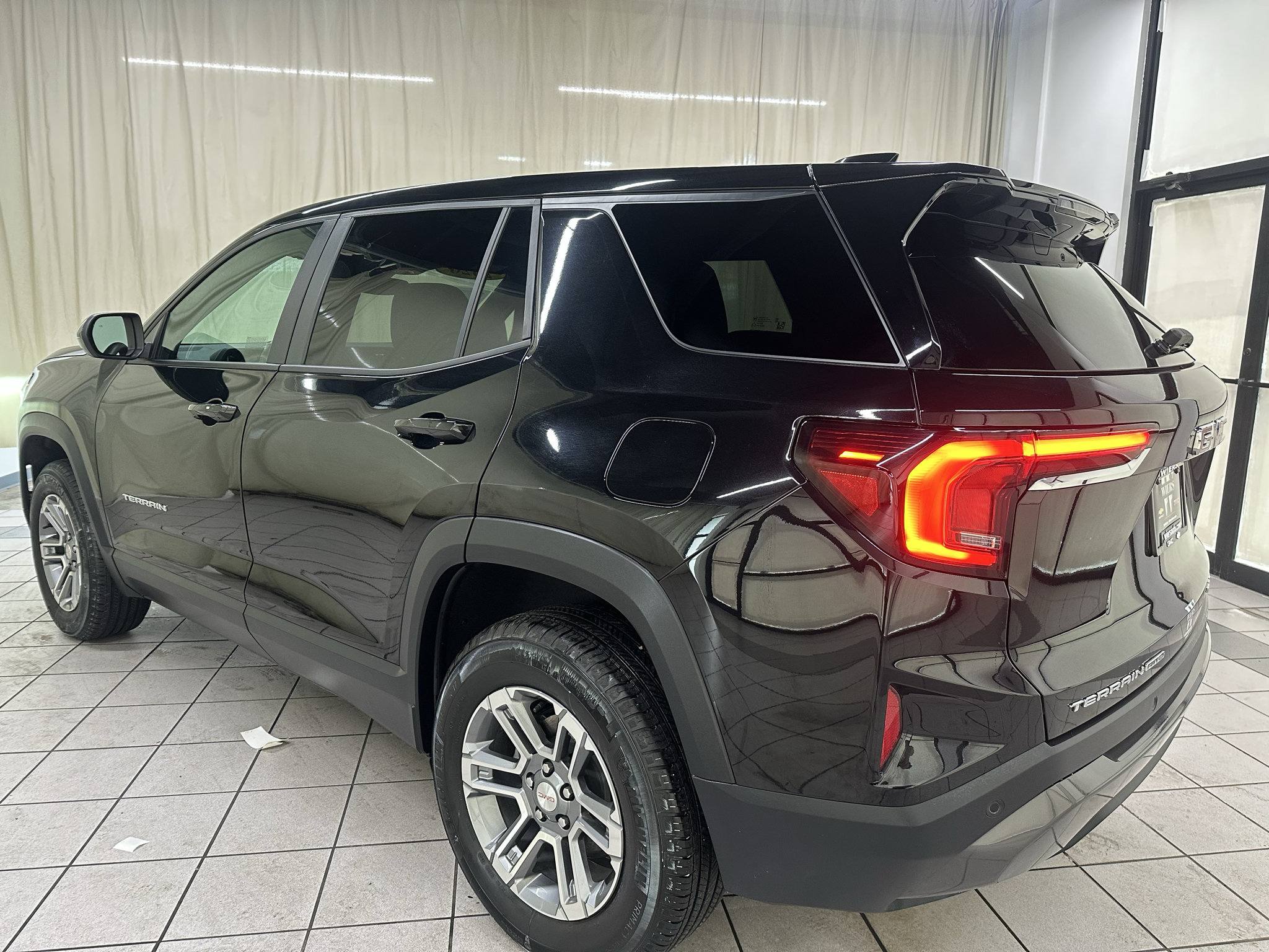 Used 2026 GMC Terrain Elevation AWD/4WD image 9