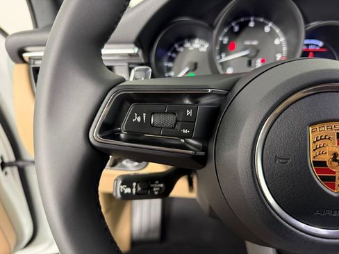 New 2026 Porsche Macan AWD/4WD image 29