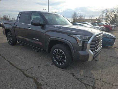 New 2026 Toyota Tundra Limited AWD/4WD image 3