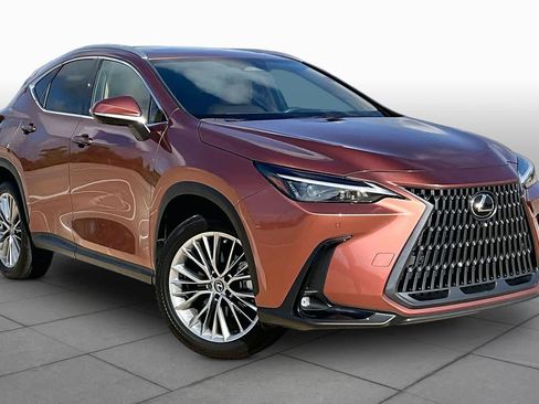 Used 2025 Lexus NX 350 AWD w/ Accessory Package (Z2) image 3