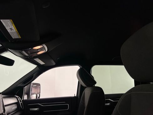 Used 2024 RAM 2500 Big Horn w/ Sport Appearance Package image 25