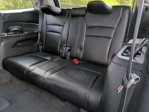 Used 2017 Honda Pilot Touring image 39