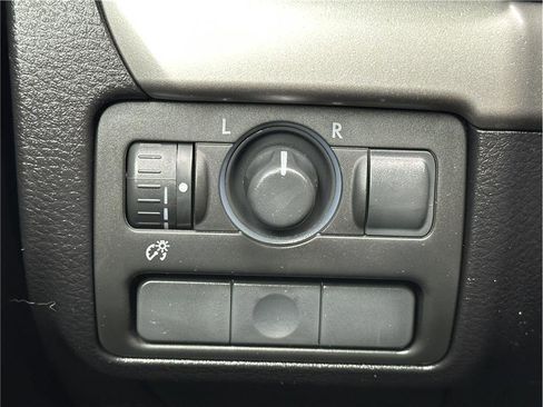 Used 2008 Subaru Legacy 2.5i AWD/4WD image 24