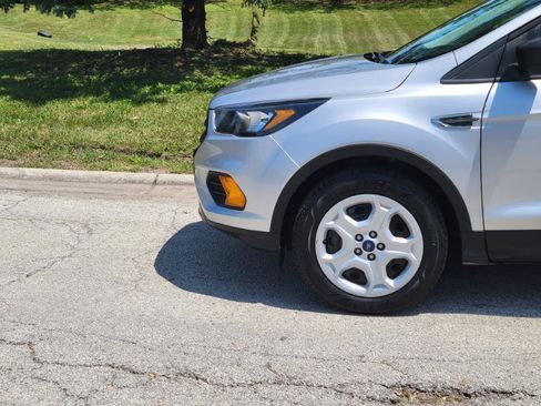 Used 2019 Ford Escape S FWD image 23