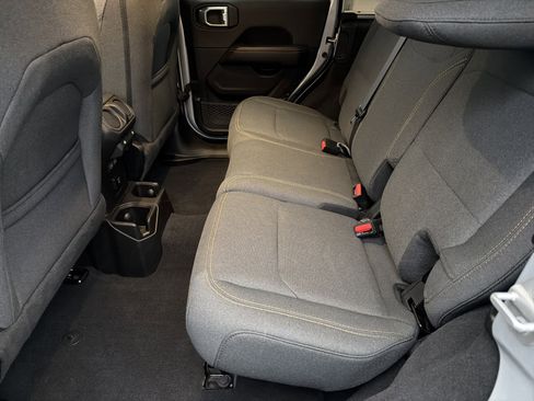 Used 2024 Jeep Wrangler Sahara w/ Technology Group image 21