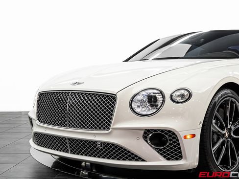 Used 2020 Bentley Continental GT V8 First Edition image 11