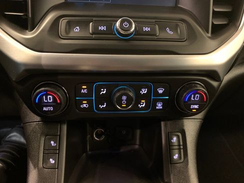 Used 2018 GMC Acadia SLE AWD/4WD image 31