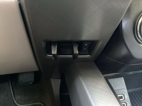 Used 2019 Ford F150 Limited image 58