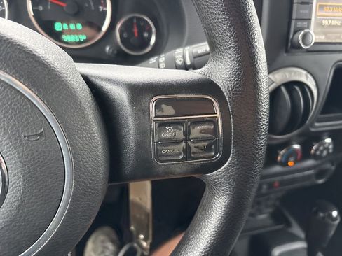 Used 2017 Jeep Wrangler Unlimited Sport image 20