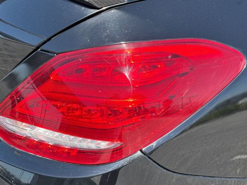 Used 2015 Mercedes-Benz C 300 4MATIC Sedan image 28