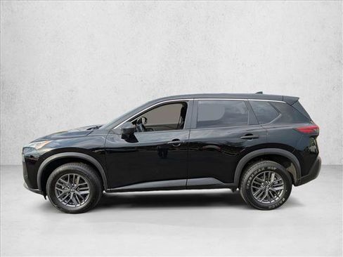 Used 2023 Nissan Rogue S FWD image 9