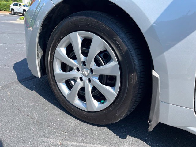 Used 2026 Toyota Corolla LE FWD image 12
