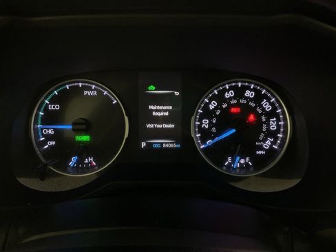 Used 2021 Toyota RAV4 LE image 23