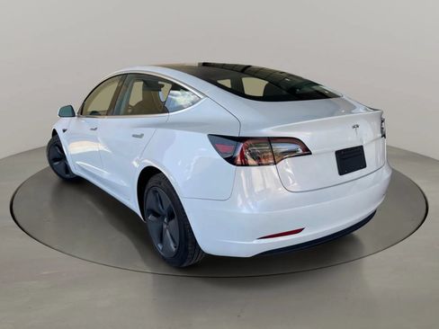 Used 2020 Tesla Model 3 Standard Range RWD image 3