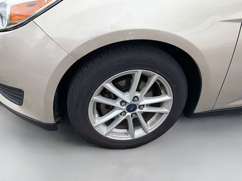Used 2017 Ford Focus SE FWD image 10