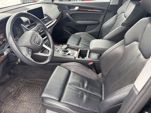 Used 2018 Audi Q5 Prestige w/ Prestige Package image 21