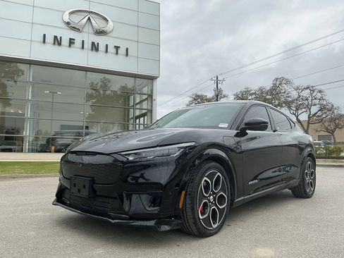 Used 2021 Ford Mustang Mach-E GT image 1