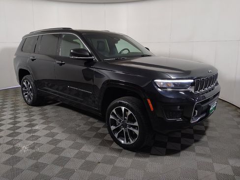 Used 2021 Jeep Grand Cherokee L Overland w/ Luxury Tech Group IV AWD/4WD image 13