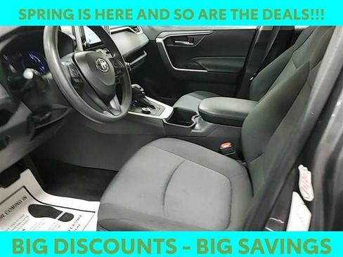 Certified 2025 Toyota RAV4 XLE image 3